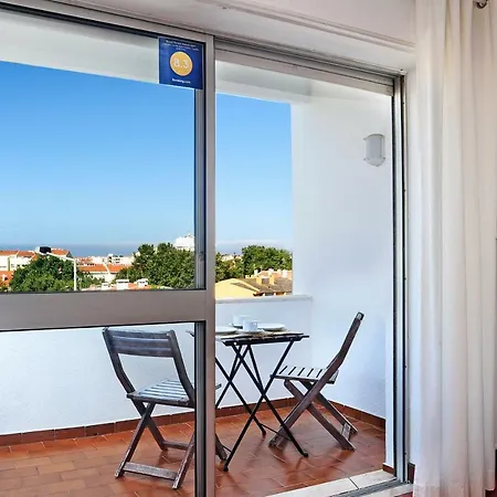 Cozy Balcony - Checkinhome *